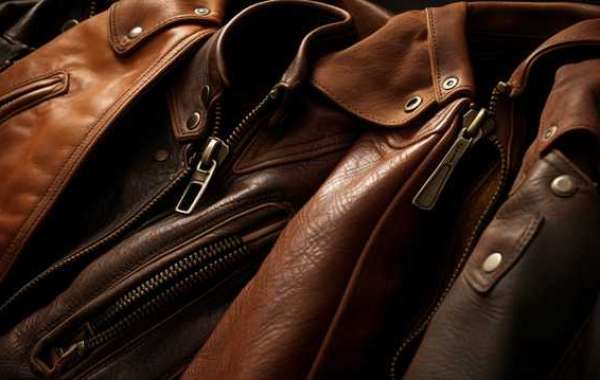 Accepting Timeless Elegance: An All-Inclusive Guide to Leather Accessories and Clothing