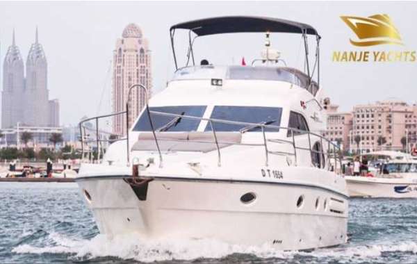 Set Sail in Style: The Ultimate Guide to Boat Rentals in Dubai