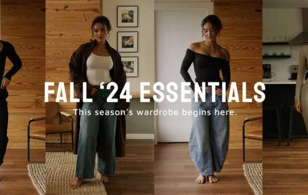 Essentials Jumper: How to Style the Latest Streetwear Trend with Ease